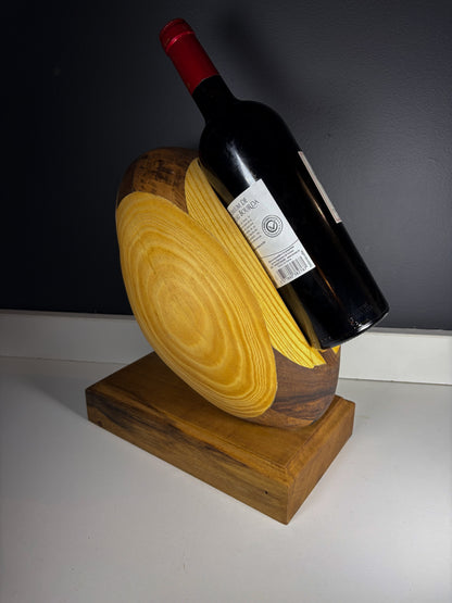 Ballon de rugby porte bouteille de vin