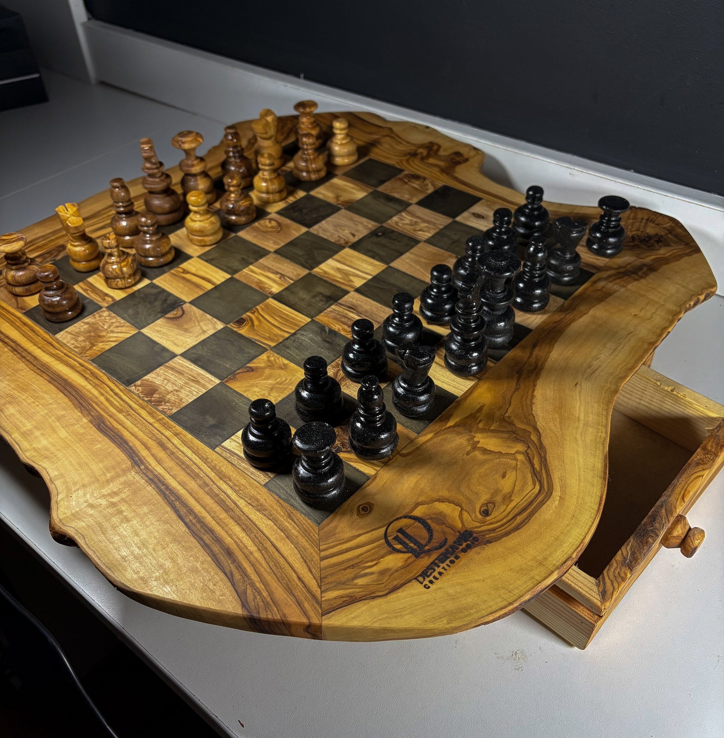 Echiquier en bois d'olivier