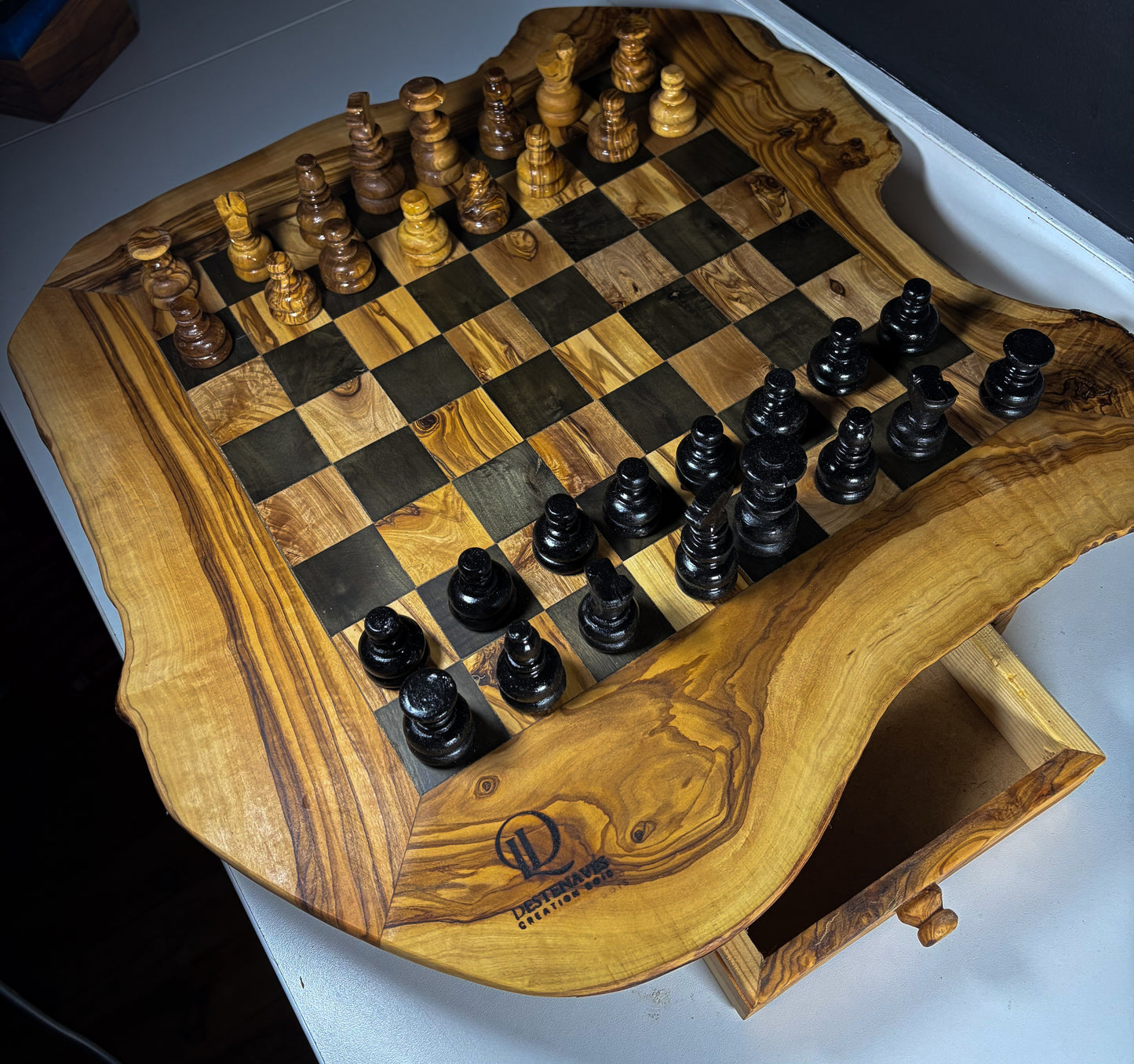 Echiquier en bois d'olivier